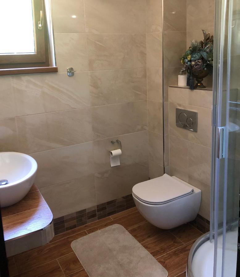 Hotel Galeria Pezinska Baba بيزينوك المظهر الخارجي الصورة